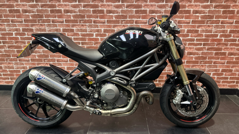 Ducati Monster 1100 Evo ABS DTC